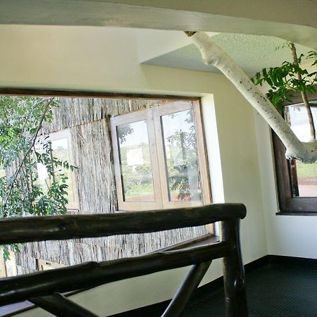特里托普斯山林小屋 Mweiga 外观 照片