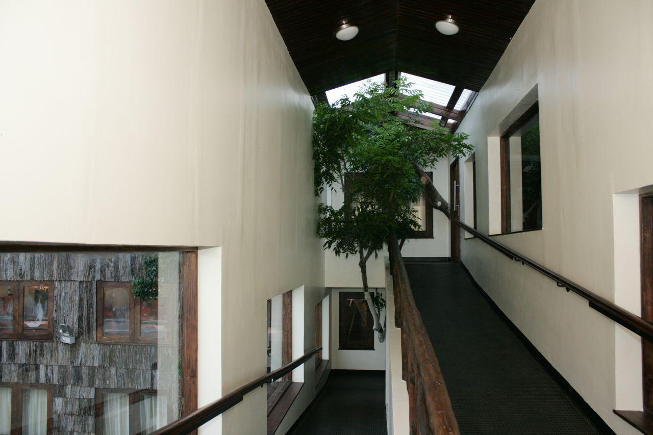 特里托普斯山林小屋 Mweiga 外观 照片